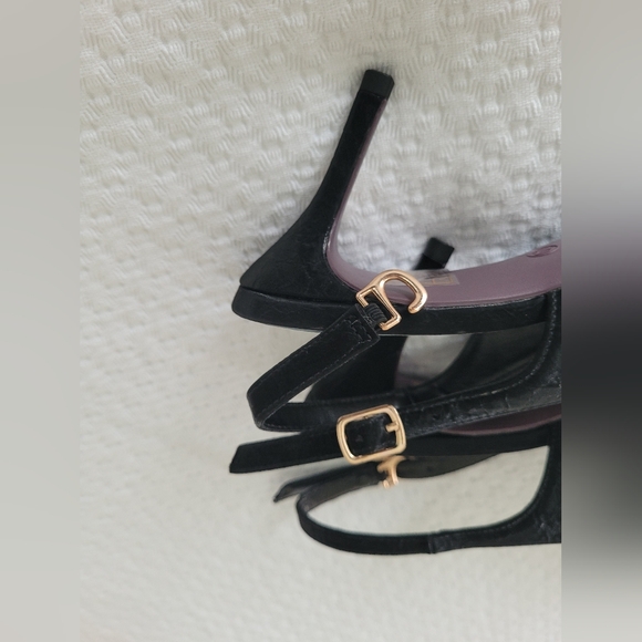 BigTree "NWOT" Slingback Heels - Picture 11 of 14